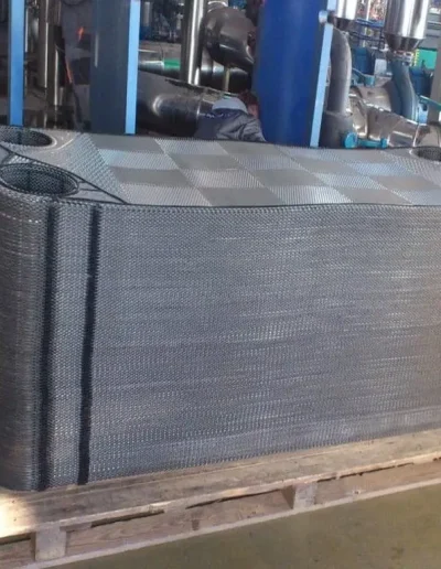 Pakiet płyt wymiennika ciepła gotowy do założenia